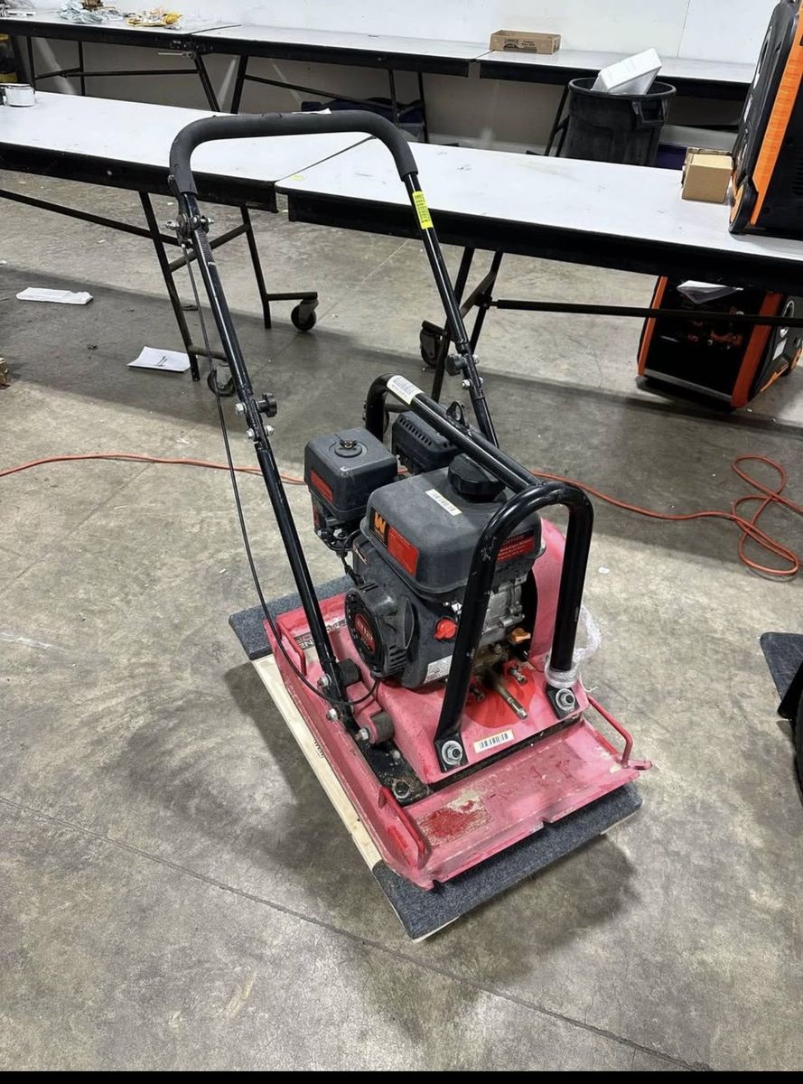 Wen Plate Compactor 4500 lbs Rental/ for rent
