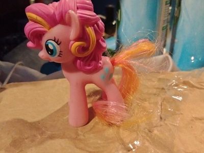 Pinkie pie figure