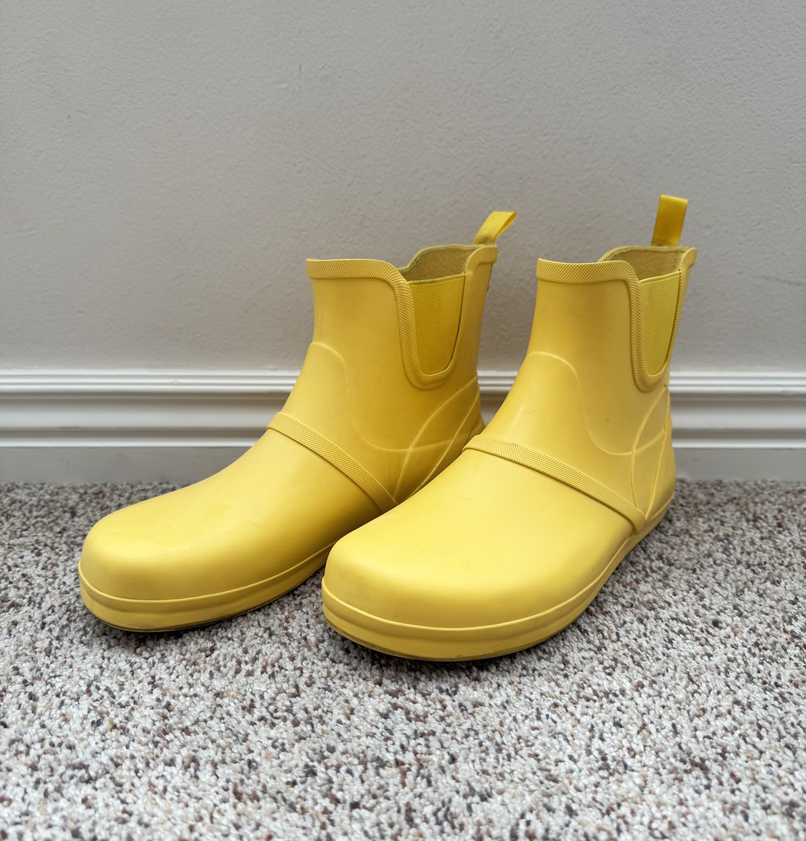 Xero Brand Barefoot Rain Boots Gracie Women's Size 8