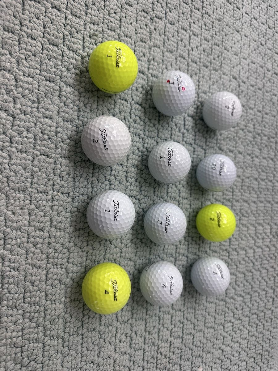 Titleist Pro V1 - 12 Used White & Yellow Mix Mint Condition