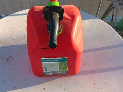 5-Gallon Gas Can ( Scepter Smart Control )