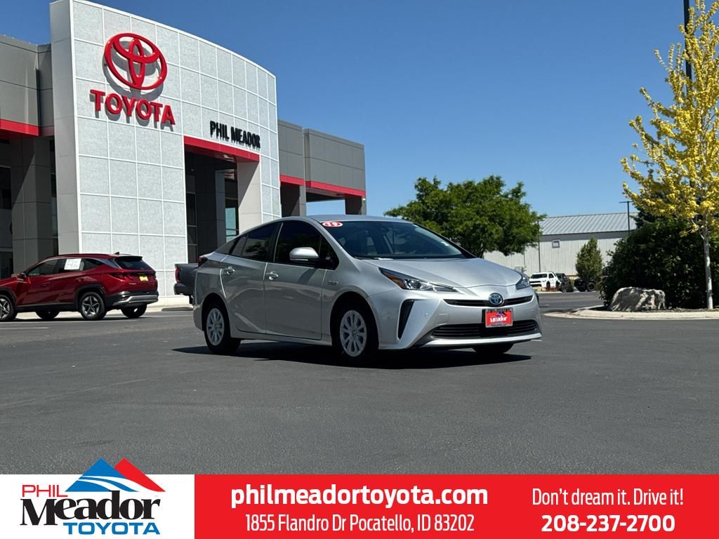 2019 Toyota Prius LE