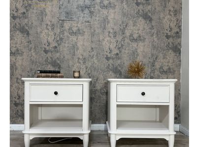 NEW LILA NIGHTSTAND SET