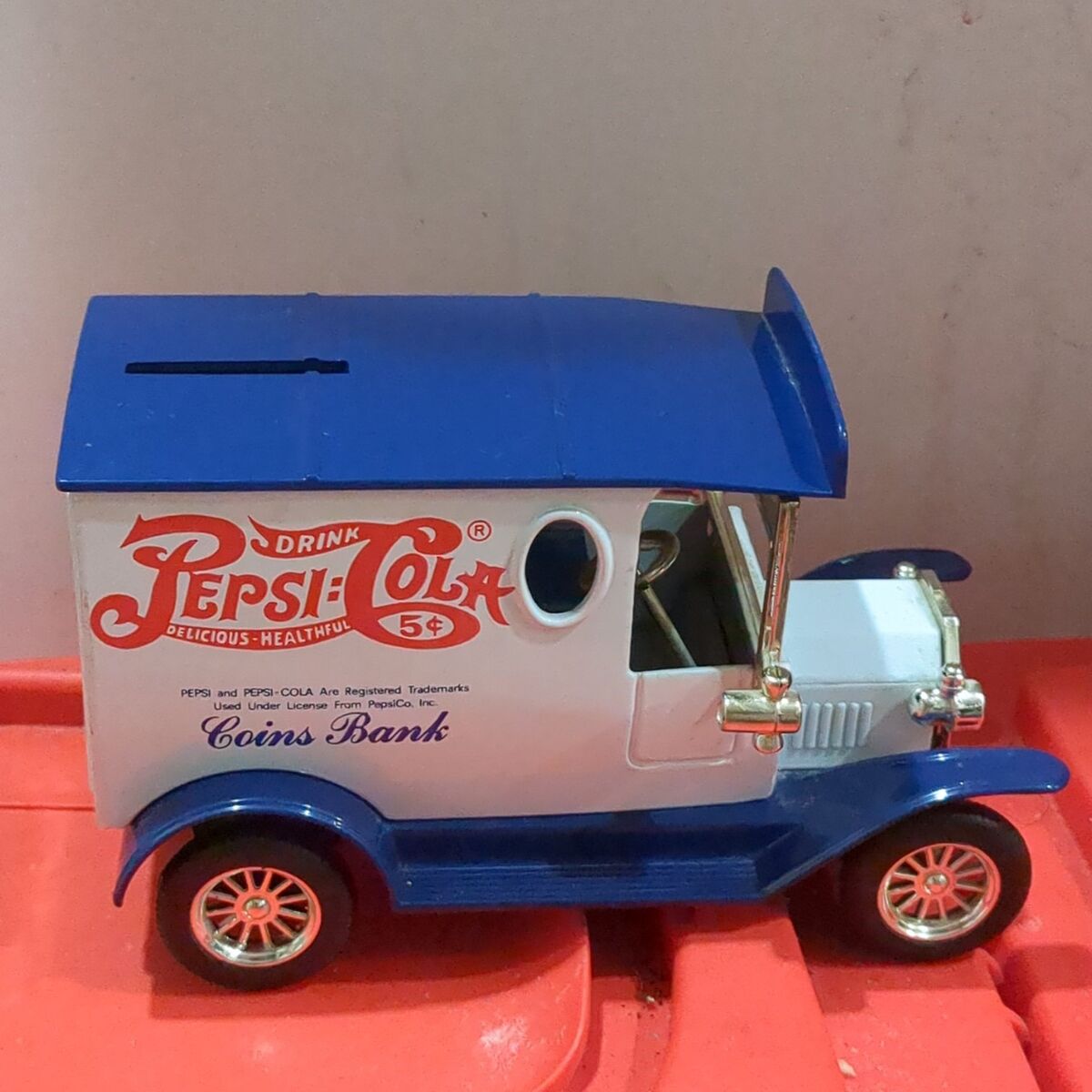 Golden Classic Pepsi and Cola coins bank