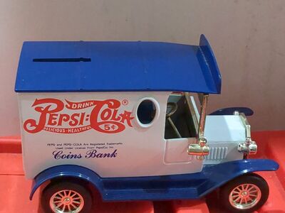 Golden Classic Pepsi and Cola coins bank