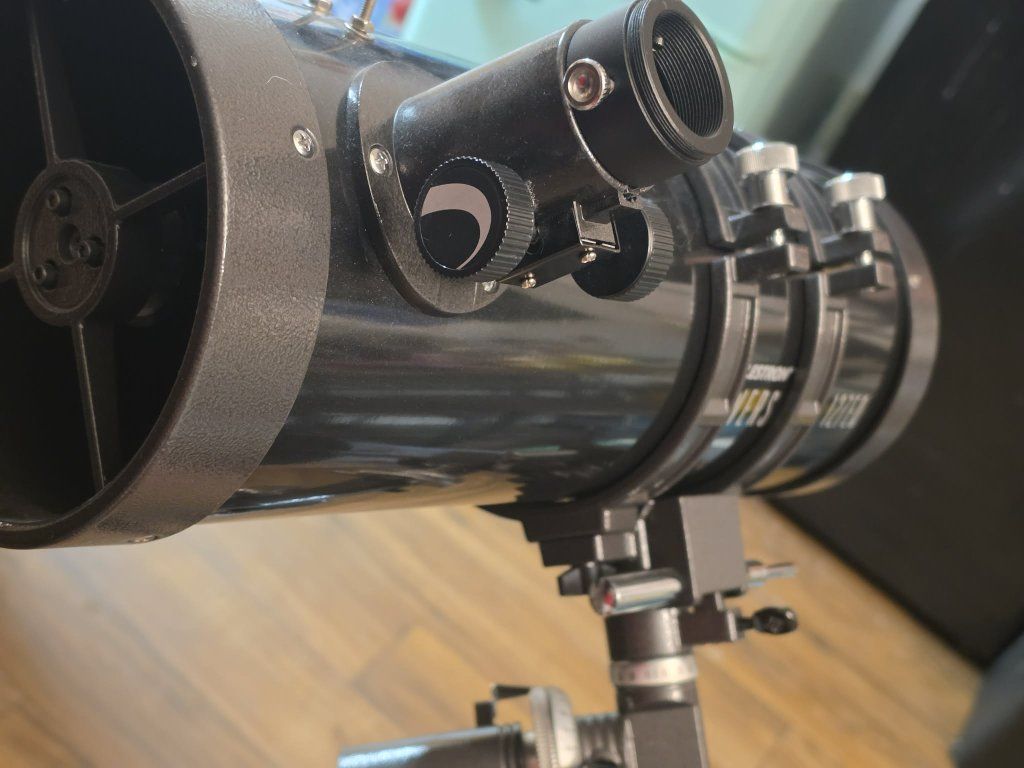 Main image 3