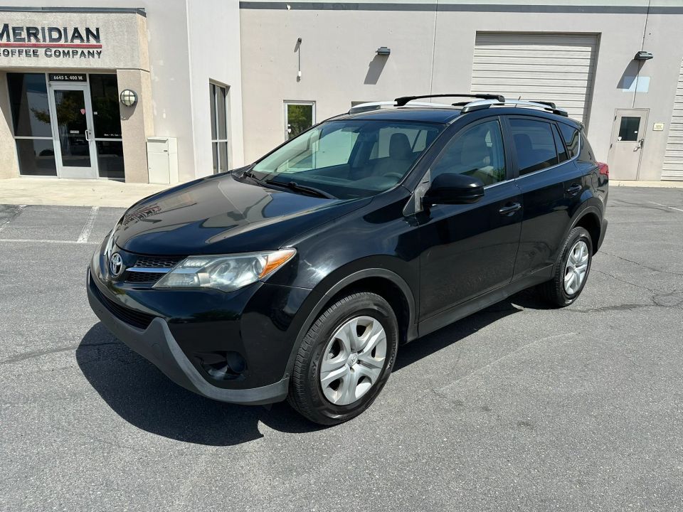 2013 TOYOTA RAV4 LE