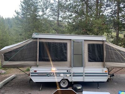 1992 Jayco Pop Up Camper $ 2000 OBO