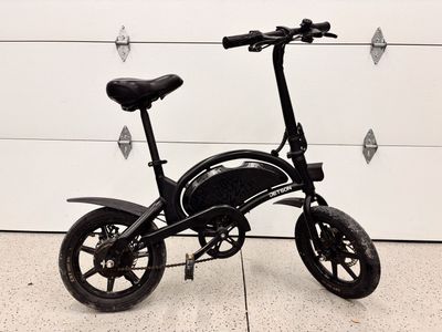 Jetson Electric Bike / E-Bike with Pedals + Extra Brake Pads