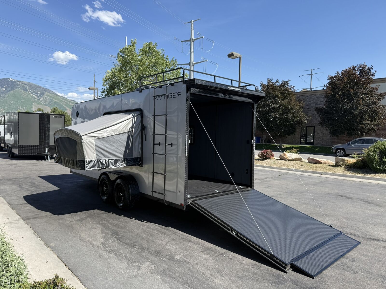 RAYNGER 7x20 Toy Hauler Travel Trailer Bumper Pull Camper RV