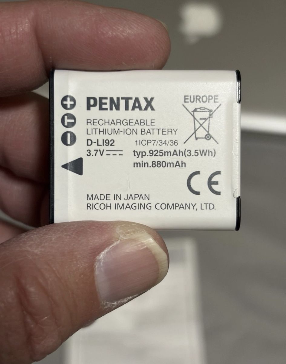 Pentax D-LI92  Li-Ion Battery  * Brand New *