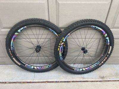 Various Carbon wheelsets