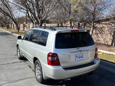 2005 TOYOTA HIGHLANDER