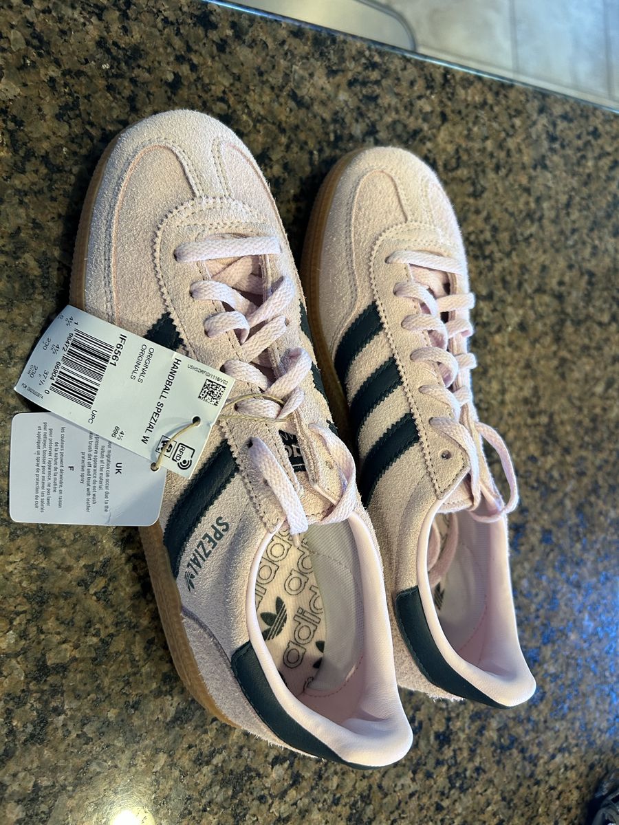 Handball Spezial Adidas Women Size 6