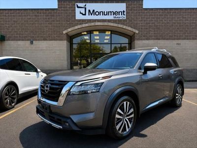 2022 Nissan Pathfinder Platinum