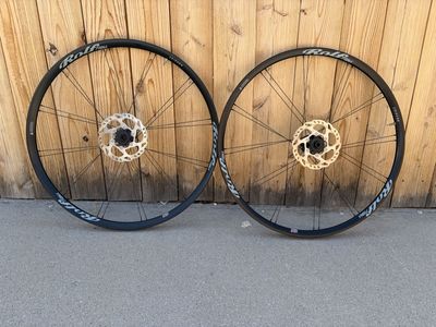 Rolf Prima Sojourn Disc Brake Wheelset - Black - Road/Gravel Bike