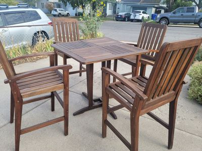 Teak Patio Set. $100.