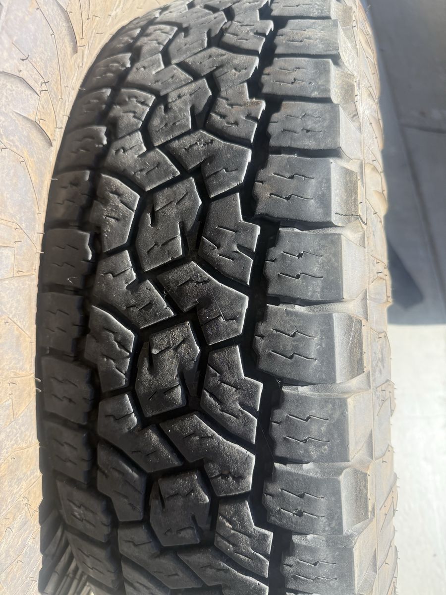 Toyo Open Country 33/10/17 255/85/17