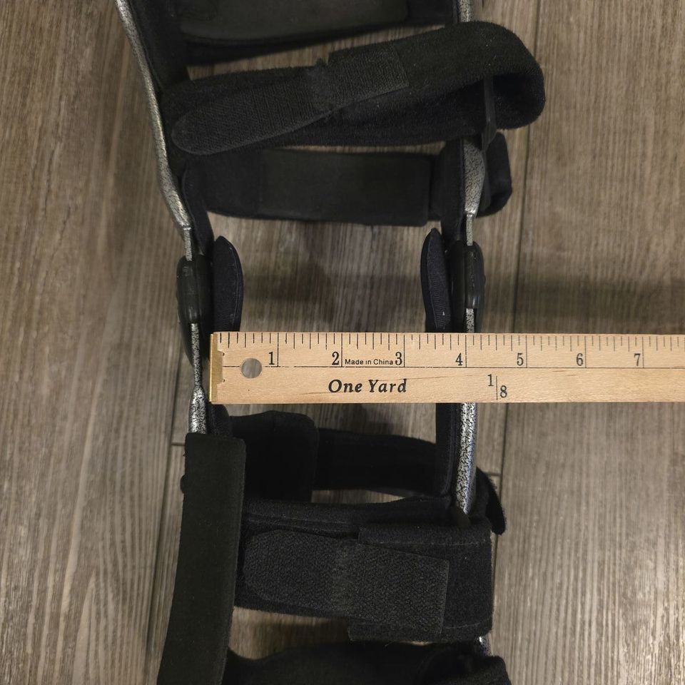Main image 6