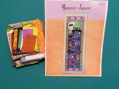 Haunty Jaunt Halloween Countdown Wall Hanging – Pattern & Fabric Kit by Hearthsewn