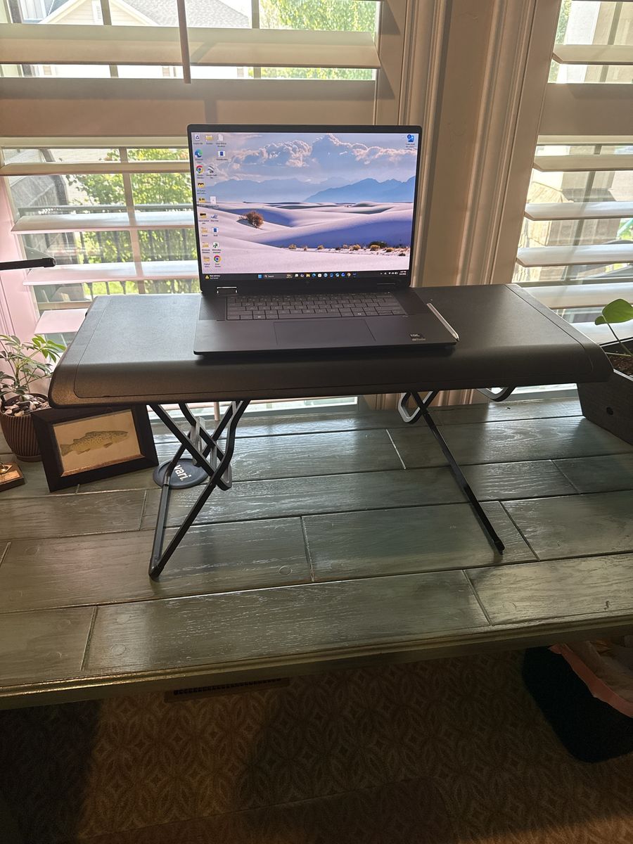 Vari VariDesk Laptop 30 Height Adjustable Standing Desk Converter Black