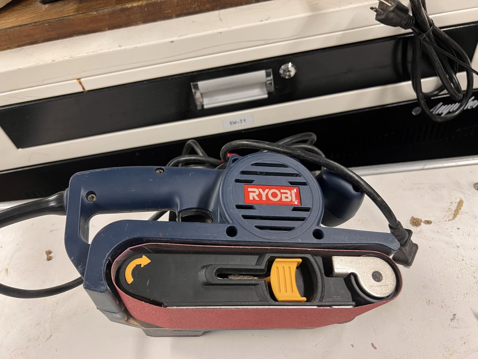 Ryobi BE319 3x18 Inch Belt Sander - Corded Electric Power Tool