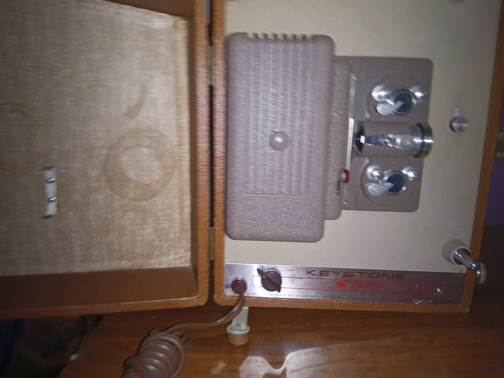 Vintage Keystone Sixty 8mm Film Projector in Carrying Case