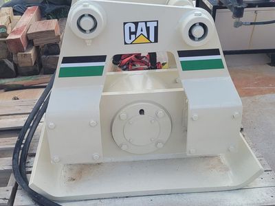 Industrial Hydraulic Shaker Head Mini-Excavator Backhoe Vibratory Plate Compactor Attachment Construction Trench Utility Compact