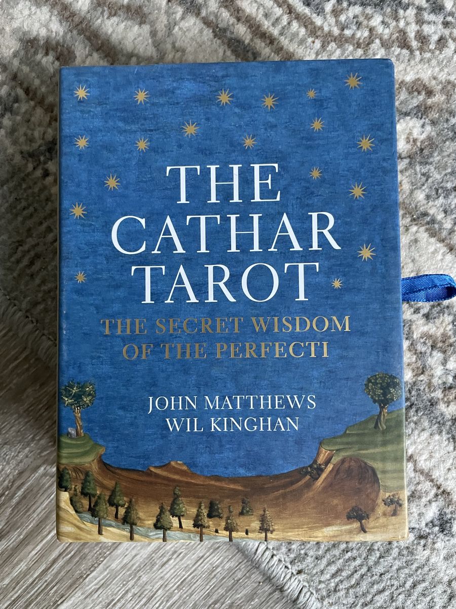 The Cathar Tarot by John Matthews, Wil Kinghan