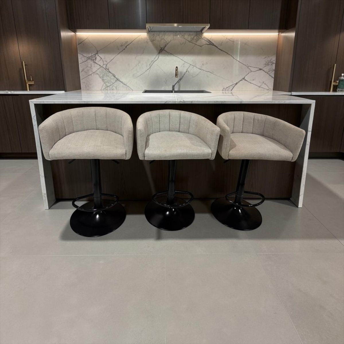 Set of 3 Modern Adjustable Bar Stools with Beige Fabric Upholstery and Black Metal Bases