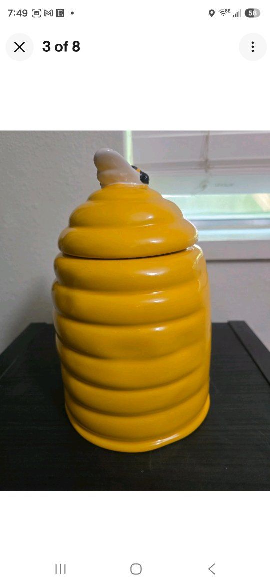 Main image 3