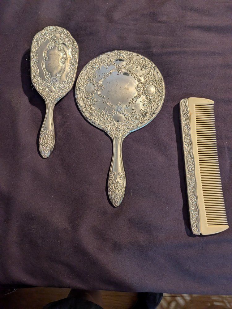 Vintage Lacey & Co. Silver Plated Brush, Mirror & Comb Set - Ornate Floral Design