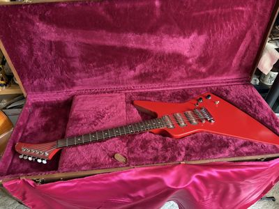 1984 Gibson explorer with case