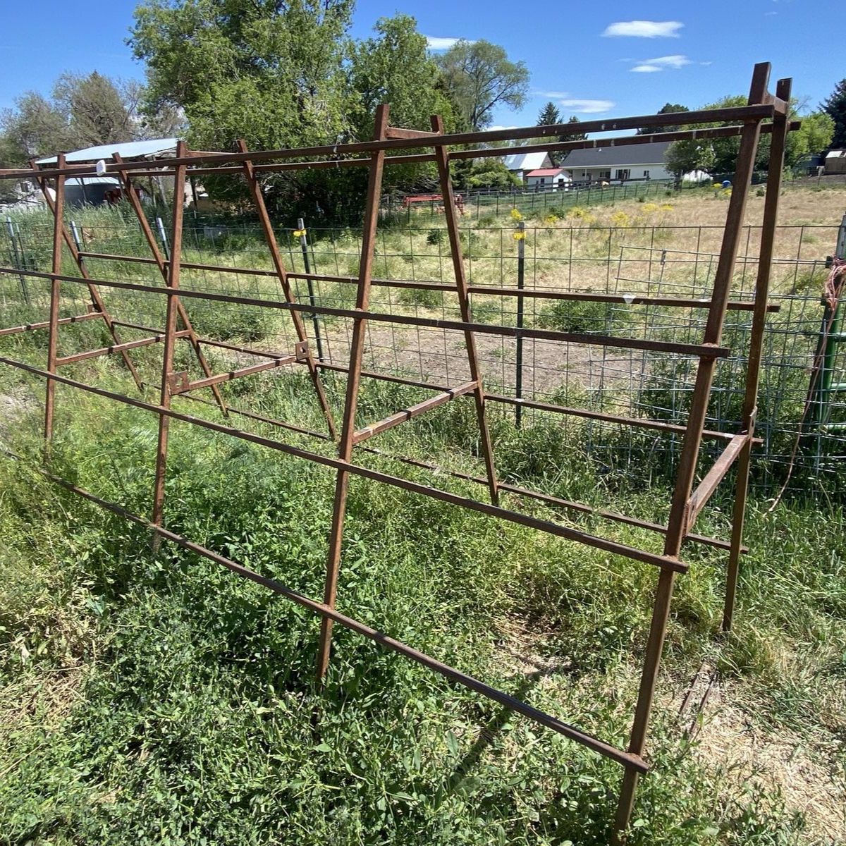 Metal rack