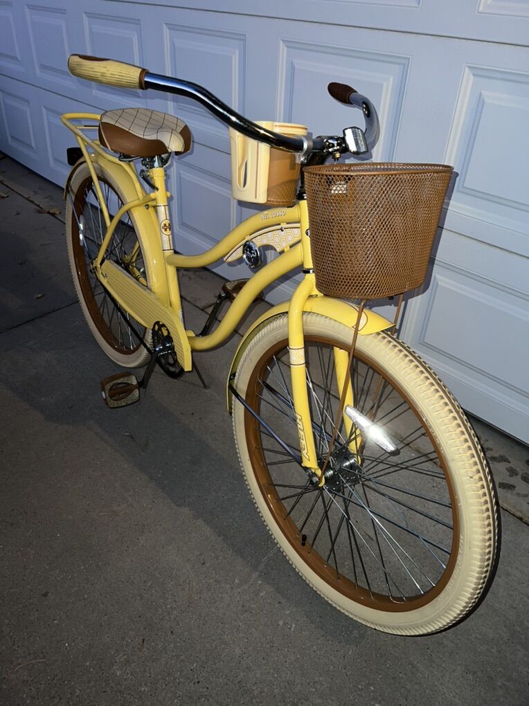 Huffy Nel Lusso Women's Cruiser Bike 26