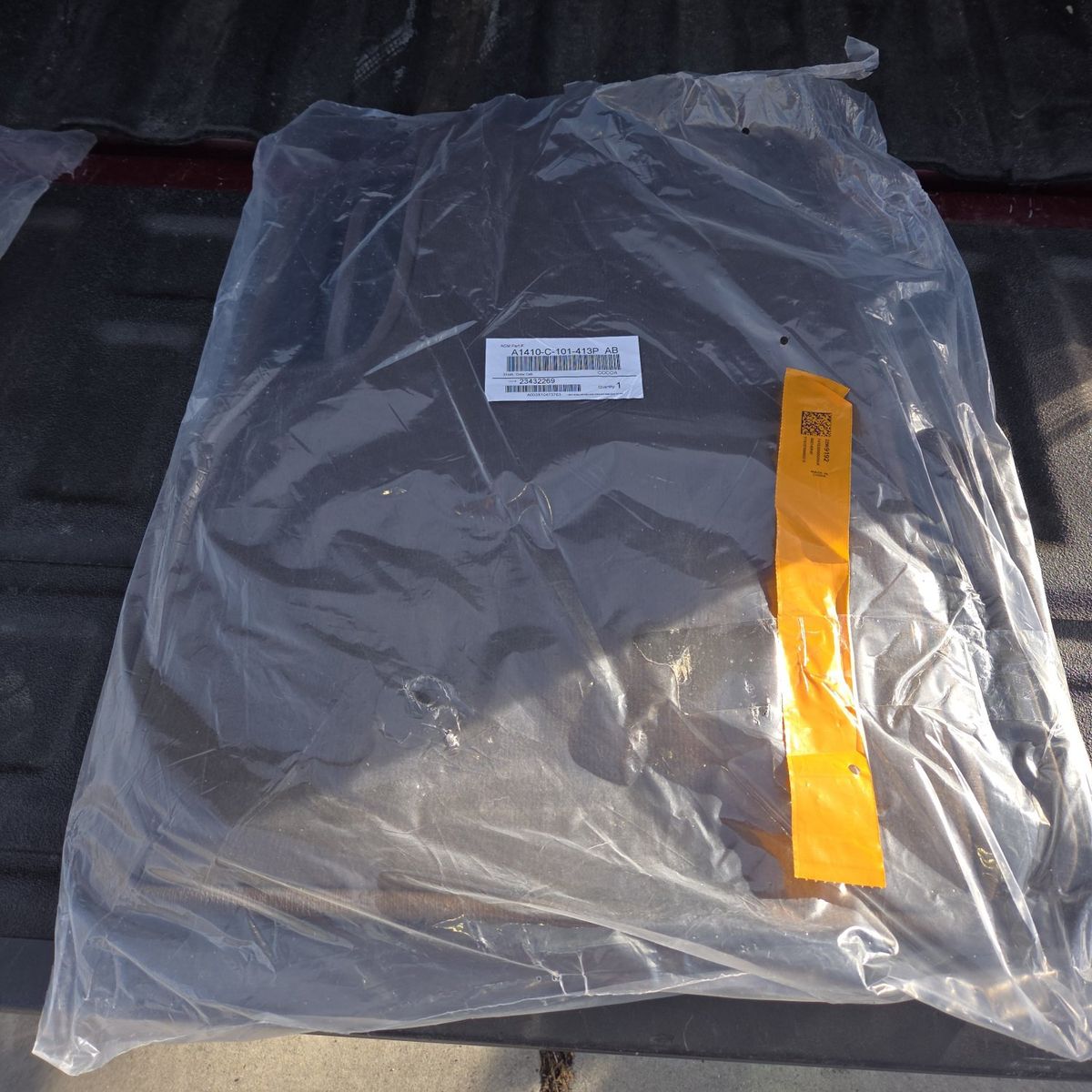 New GM floor mats 16-22 Chevy Colorado GMC Canyon