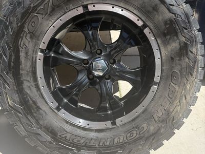 5x5.5 helo wheels - 35x12.50r18 open country tires
