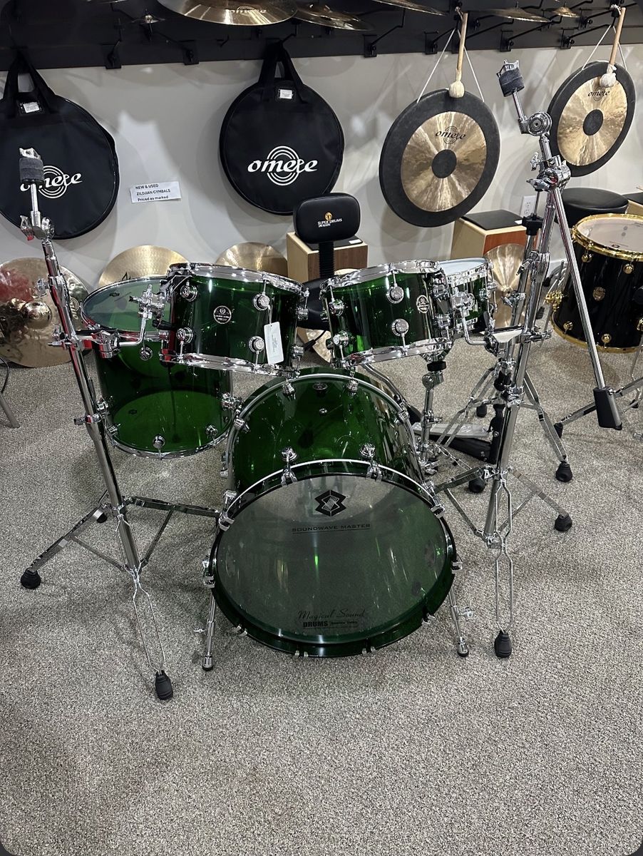 Soundwave Master Green Drumset