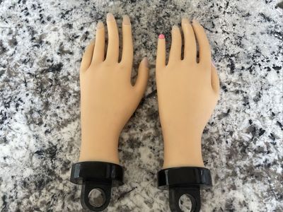 Set of Two Mannequin Salon Practice Nail Hands