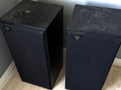 Infinity speakers (pair) for sale.