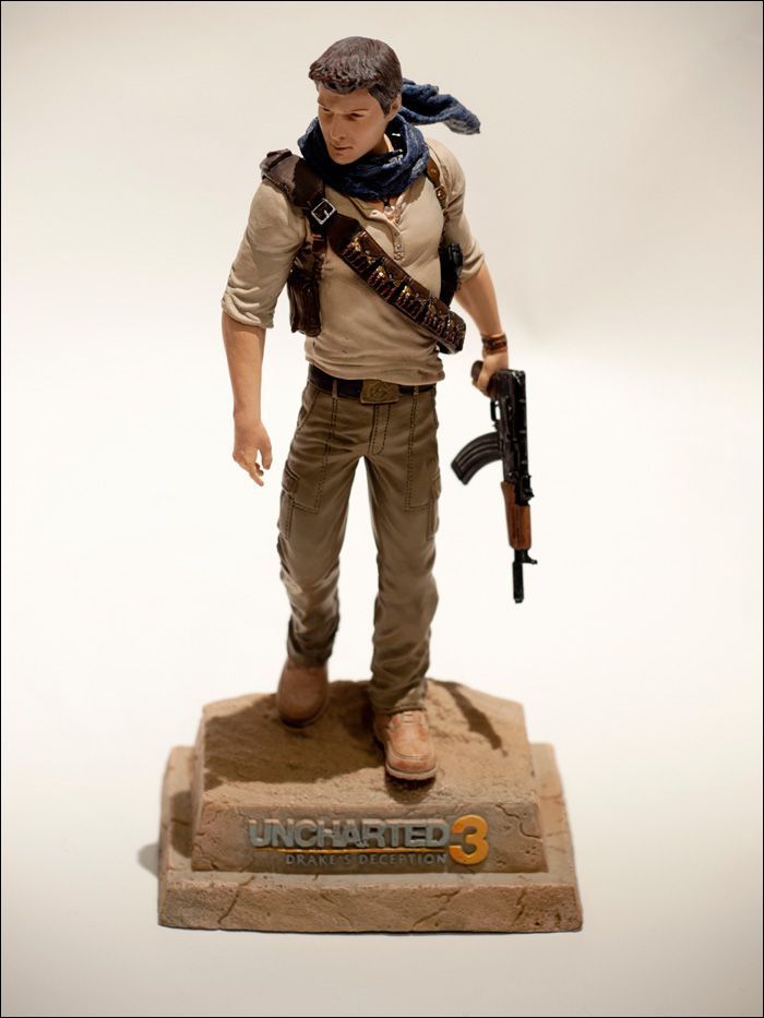 Nathan Drake Uncharted Collector's Edition Statue