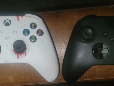 Microsoft Xbox Series S Console & 2 Controllers - White (Custom) & Black - Works Great!