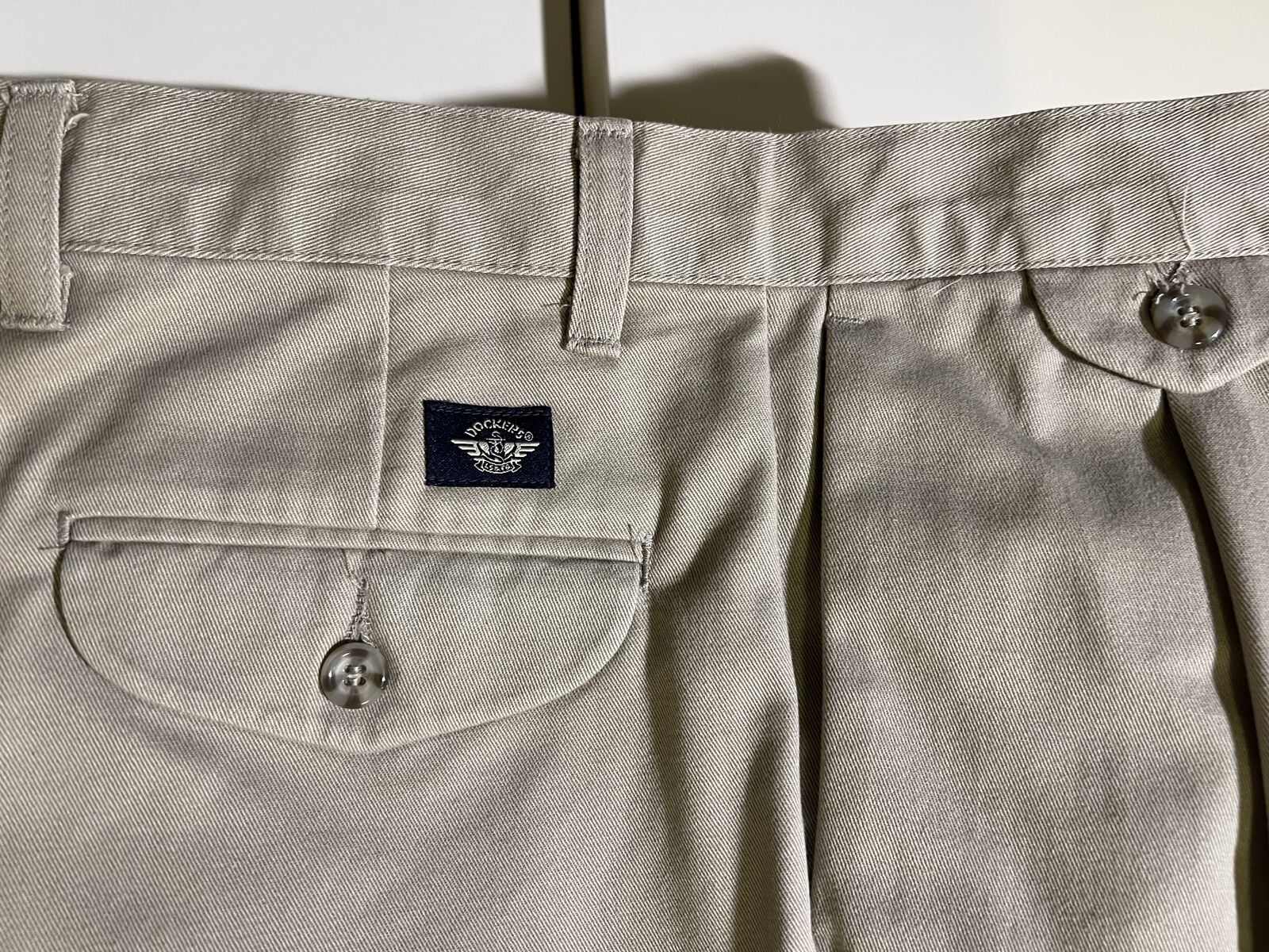 Dockers, No Wrinkle Twill, pleated front