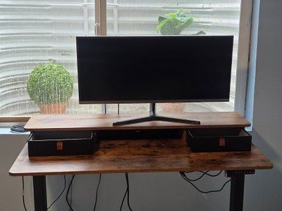 Standing desk