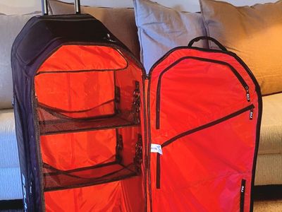 Large Heavy Duty Zulz ZEUS “Sports Locker” Rolling Gear Bag