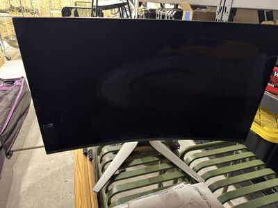 Alienware 32 4K 240Hz QD-OLED Curved Gaming Monitor - AW3225QF