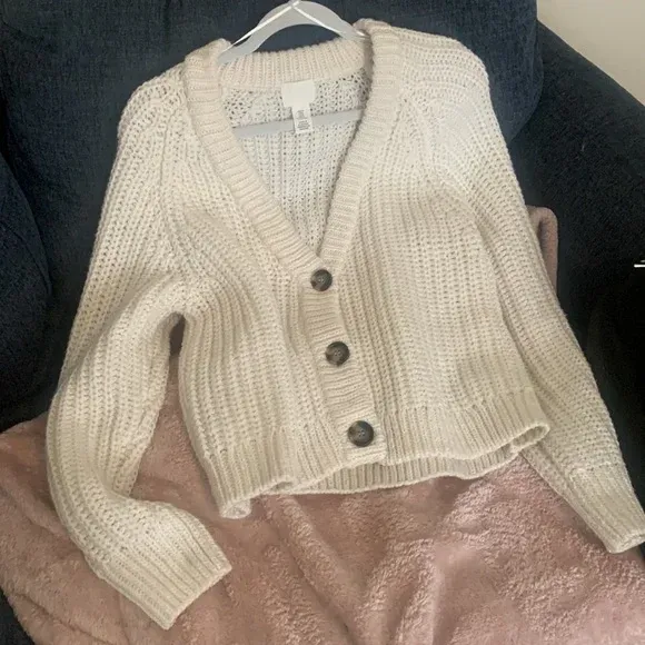 H&M cream oversize rib-knit cardigan sweater size small $15 cash/venmo in Draper