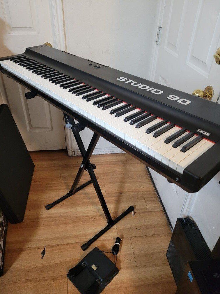 Fatar MASTER KEYBOARD STUDIO 90 MIDI Controller, T