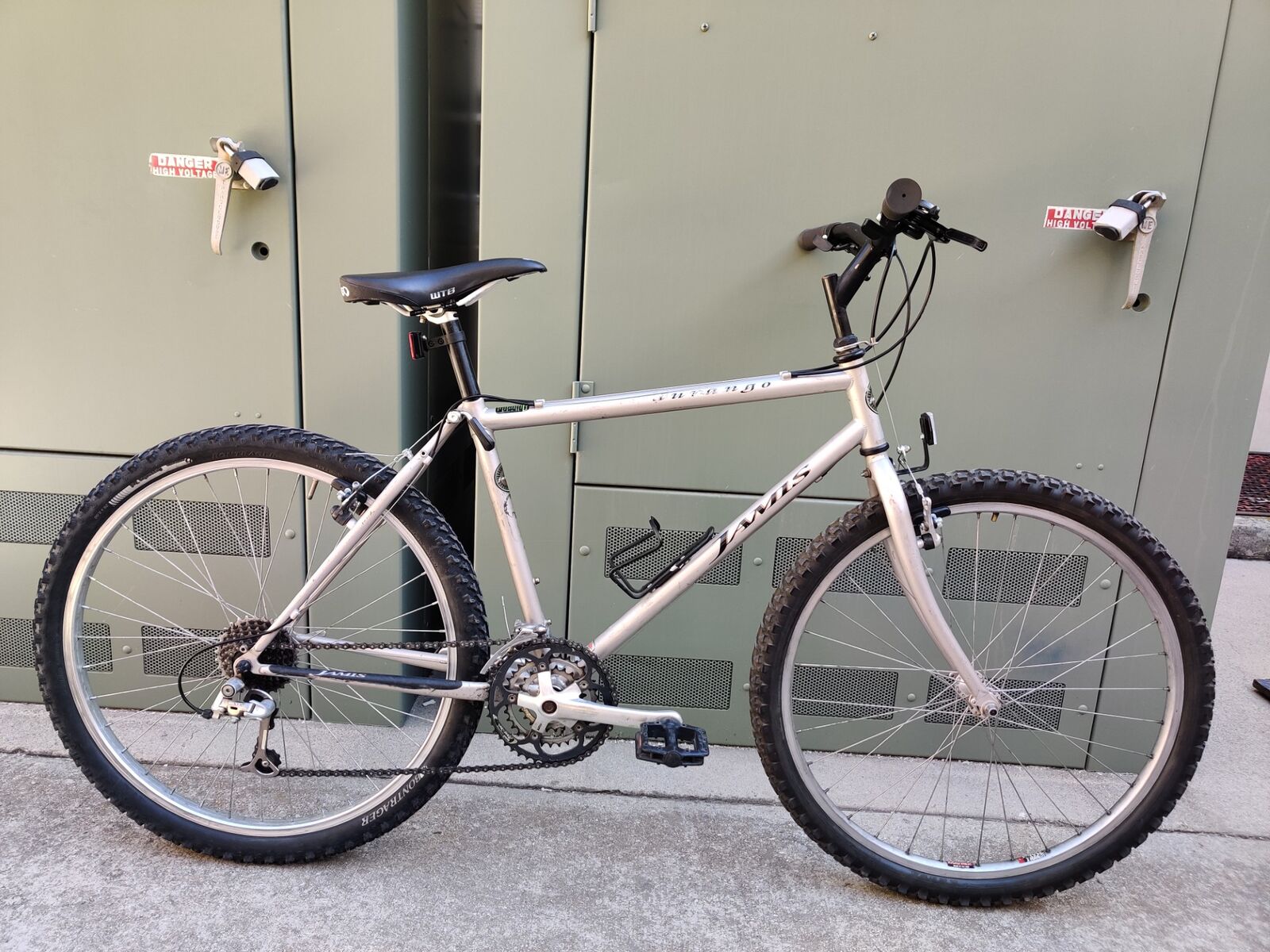 Jamis Durango Bike SB83-26