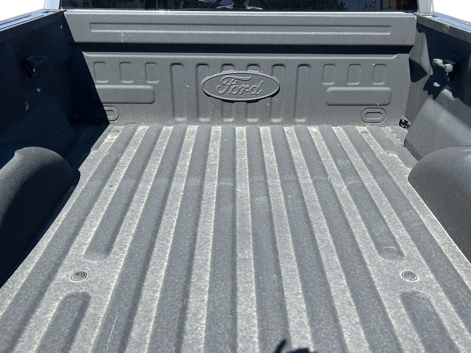 Main image 5